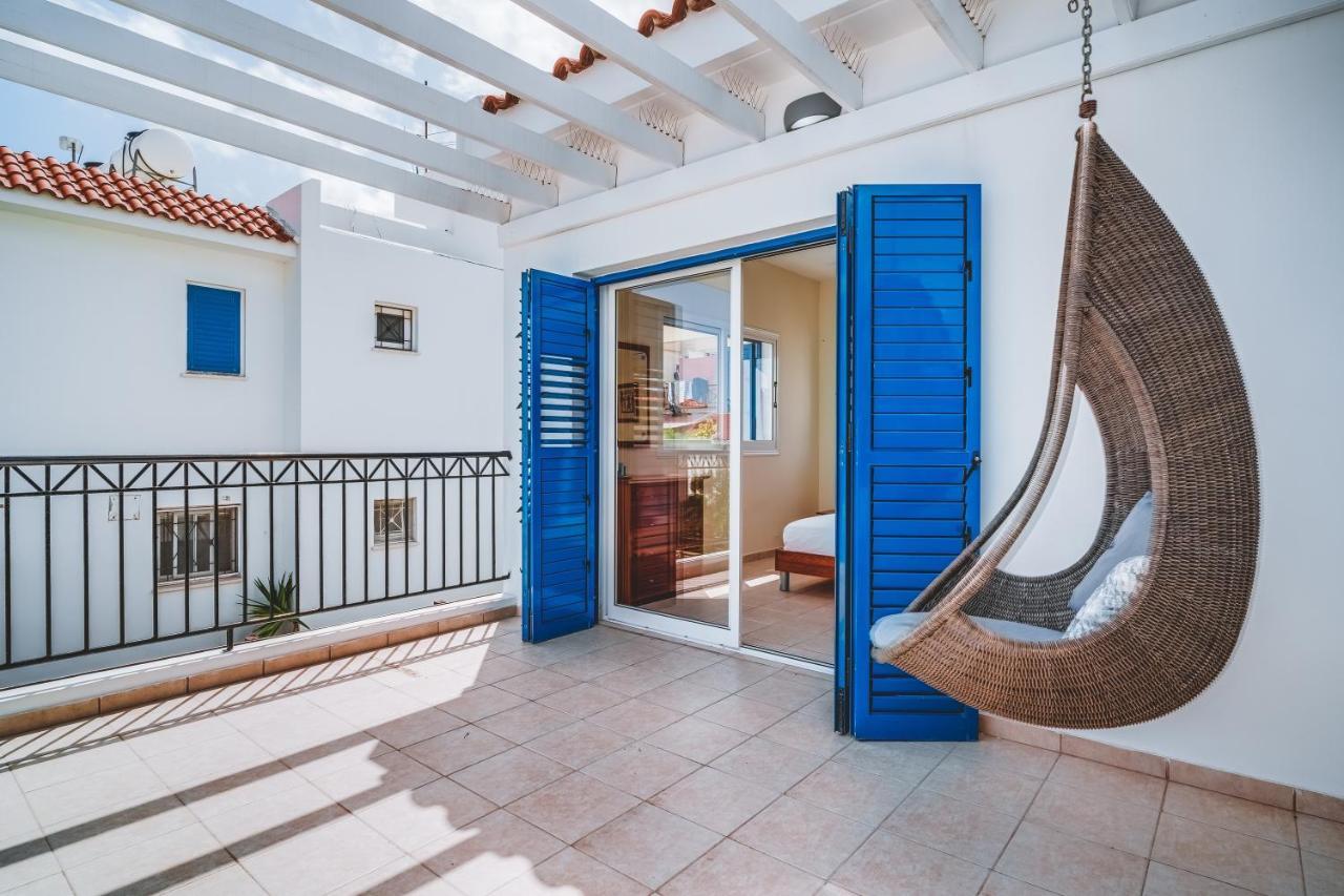 Amphitrite Villa Паралимни Экстерьер фото